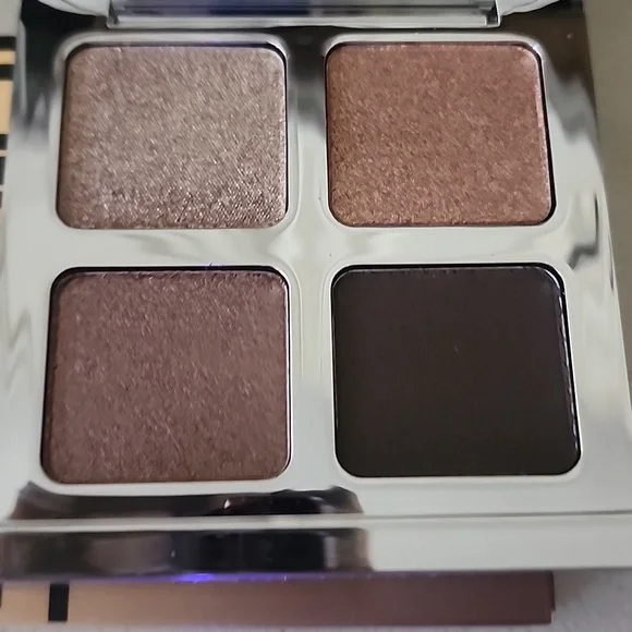 New IL Makiage eye shado quad - Picture 3 of 4